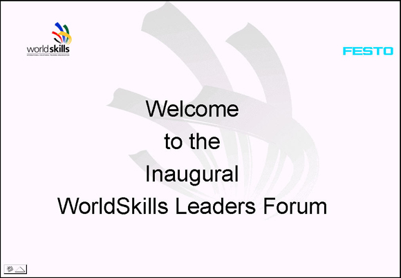 slide1_580.jpg (64497 bytes)