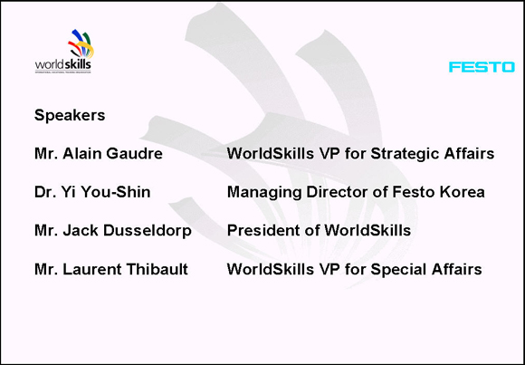 slide2_580.jpg (83708 bytes)