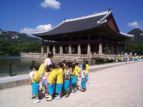 Dcp00864_280.jpg (24647 bytes)