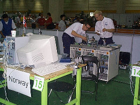 Norwegen_team_in_action_280.jpg (24517 bytes)