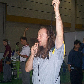 Expert_Australia_is_about_to_call_the shot_Final_session_280.jpg (24225 bytes)