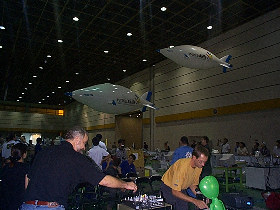 airfish_at_the_final_countdown_280.jpg (24510 bytes)