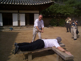 This_is_what_you_will_get_for_not_giving_100%_280.jpg (24101 bytes)