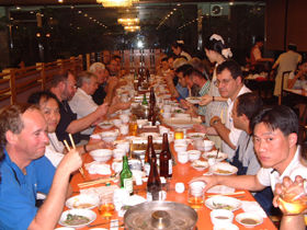 F-KR the whole table_280.jpg (23460 bytes)