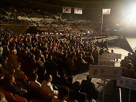 open_ceremony7_280.jpg (35353 bytes)