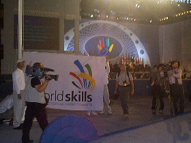 open_ceremony8_280.jpg (26919 bytes)