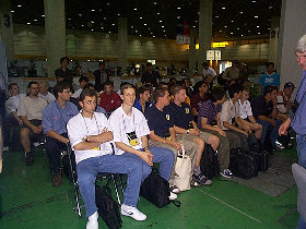 briefing3_280.jpg (24605 bytes)