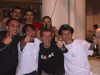 Cheers! Happy competitors320.jpg (20506 bytes)