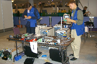 P0002276_320.jpg (45428 bytes)
