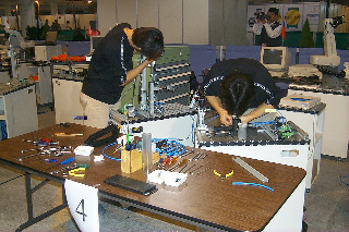P0002298_320.jpg (44612 bytes)