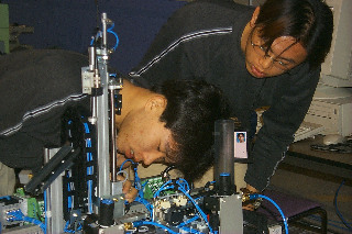 P0002326_320.jpg (36549 bytes)
